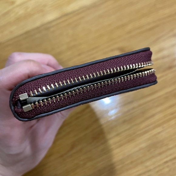 Coach - Red Glitter Star Phone Wallet/Wristlet - Picture 10 of 13